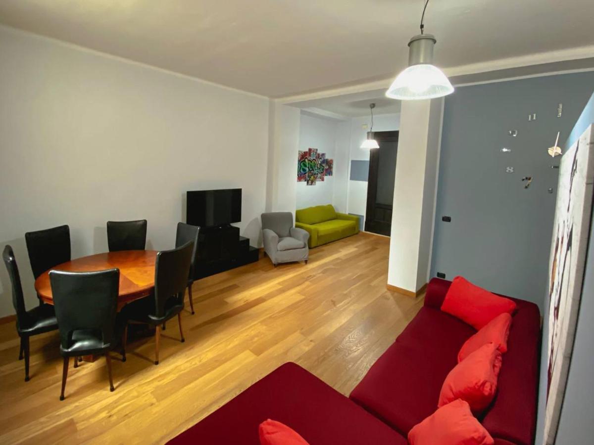 Ca' Ribet Apartment ตูริน ภายนอก รูปภาพ